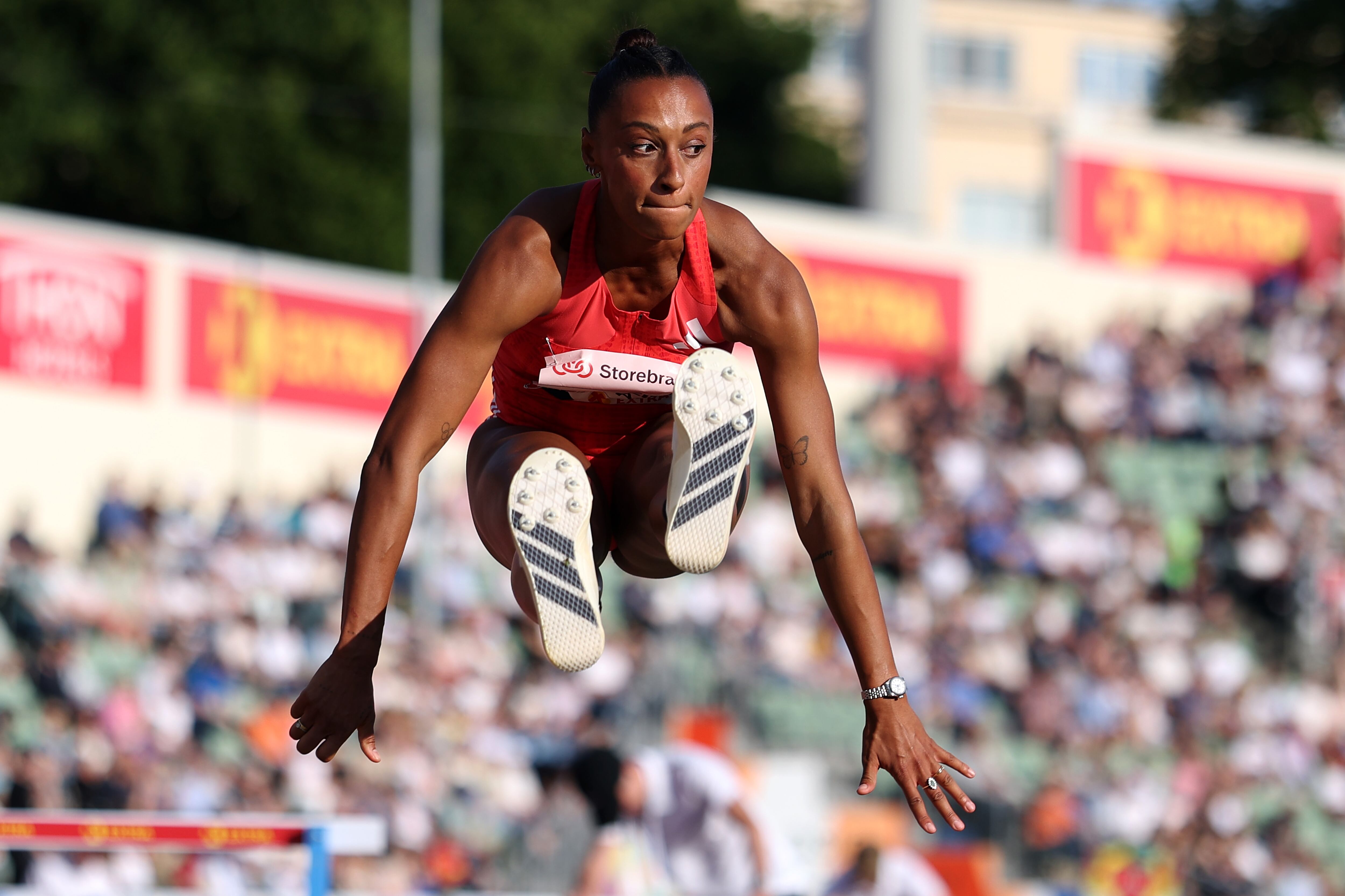 Ana Peleteiro compitiendo en la Diamond League 2025