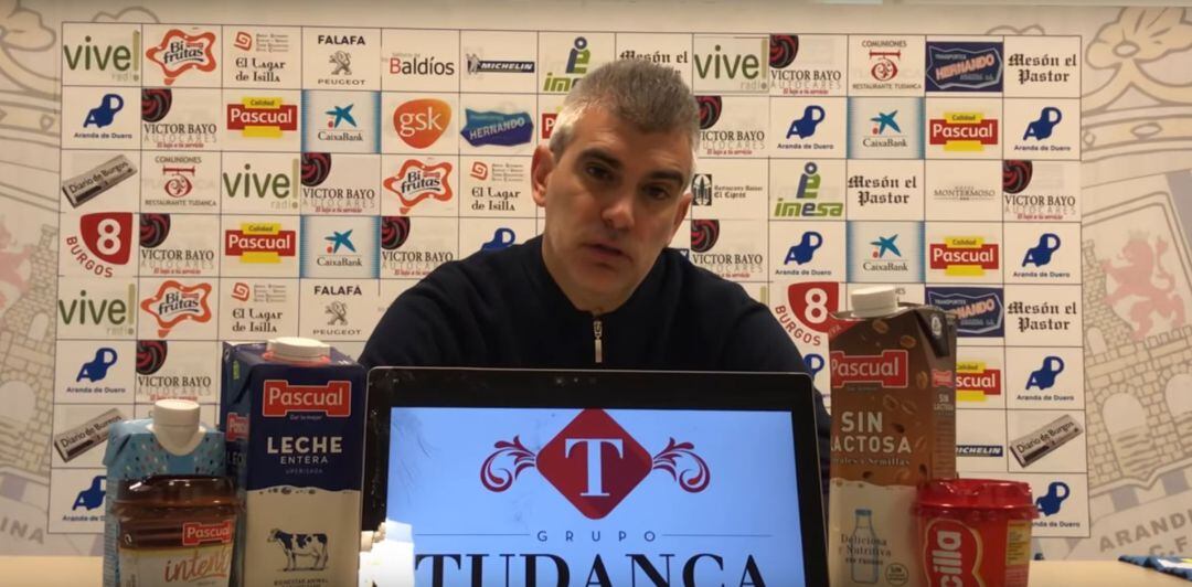 Javier Álvarez de los Mozos, técnico de la Arandina