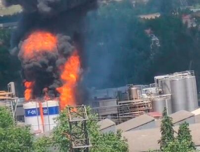 Imagen del incendio en la planta de LEA en Vitoria-Gasteiz