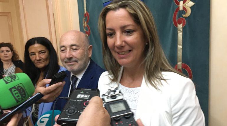 Lara Méndez y Javier Losada tras su encuentro