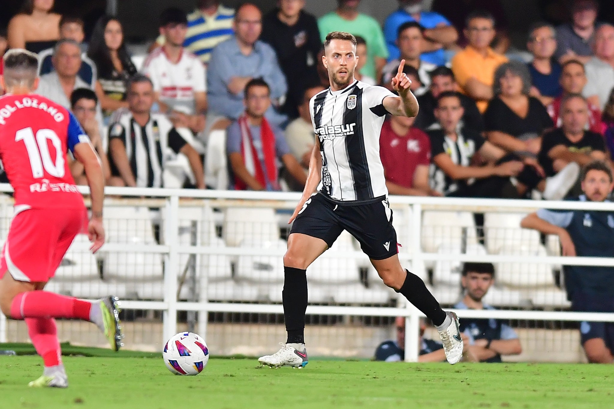 Iván Calero durante el último partido en el Cartagonova