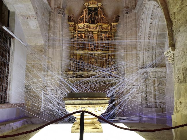 Espacio dentro del primer capítulo de la exposición, "Primera Piedra"