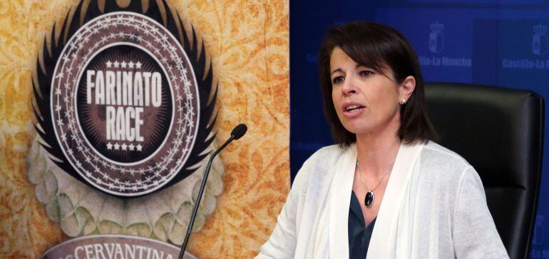 Reyes Estévez, consejera de Educación