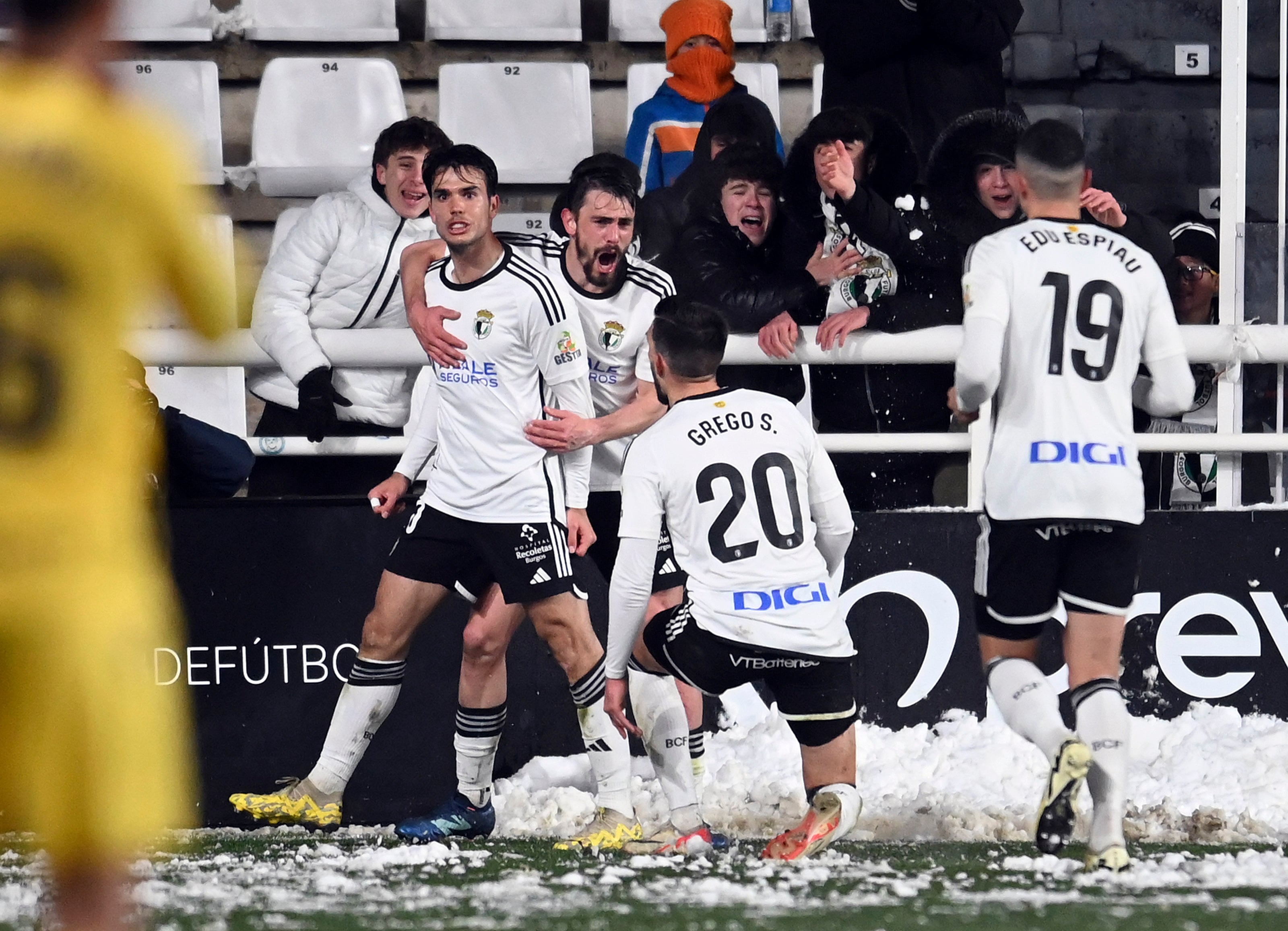 Partido entre el Burgos CF y el FC Cartagena.
Gol de Bermejo
02-03-2024