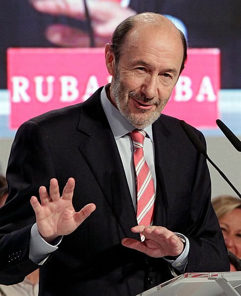 Alfredo Pérez Rubalcaba, que ha sido ratificado como candidato del partido a la Presidencia del Gobierno por el Comité Federal del PSOE, durante su discurso