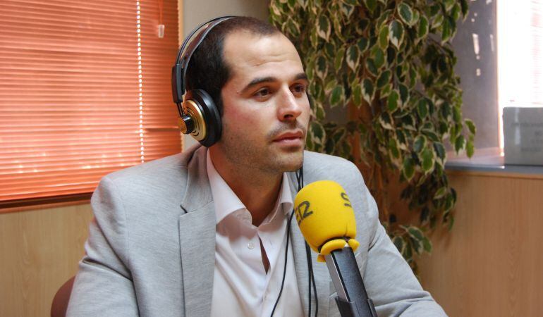 El portavoz de Ciudadanos en la Asamblea de Madrid, Ignacio Aguado, en los estudios de Ser Madrid Oeste (foto de archivo)