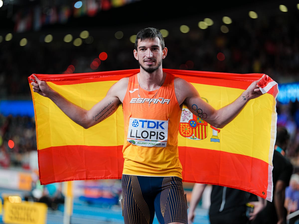 El atleta de Bellreguard, Quique Llopis, se proclama subcampeón del mundo en los 60 metros valla