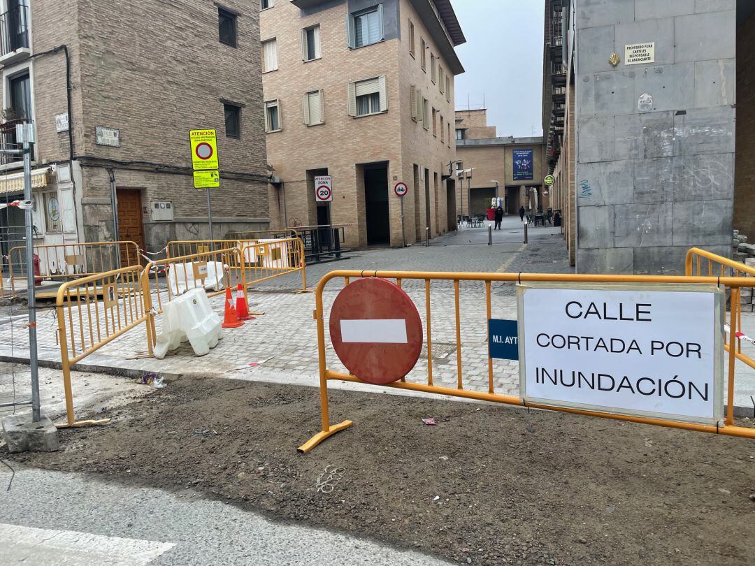 Imagen que ofrece este lunes el acceso a la Calle Verjas desde el Paseo de Pamplona en Tudela