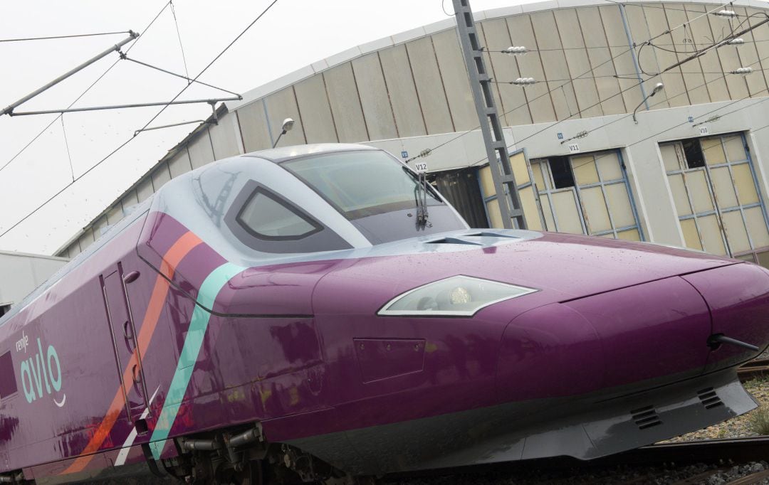 Así es Avlo, el tren de bajo coste de Renfe.