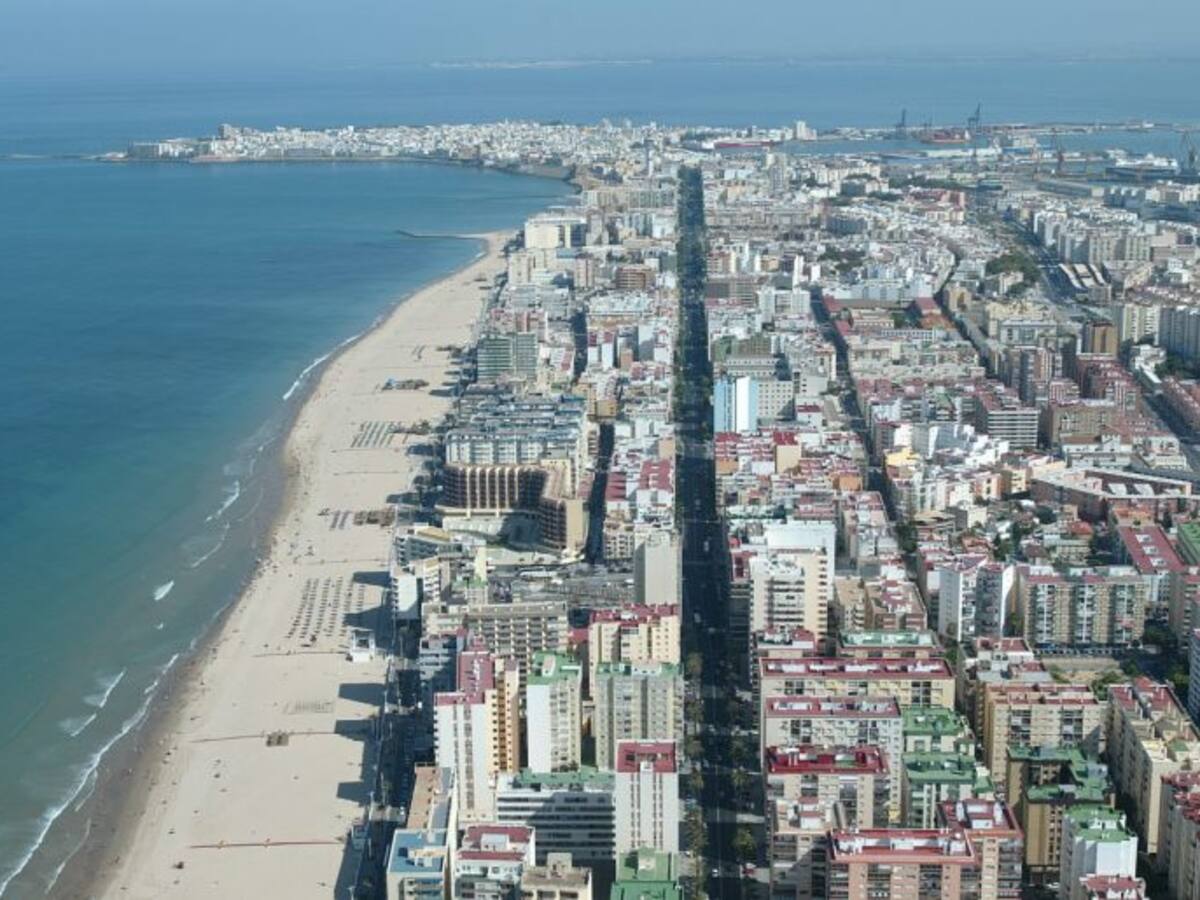 La ciudad de Cádiz vivió este año su mes de junio más fresco de todo el siglo XXI