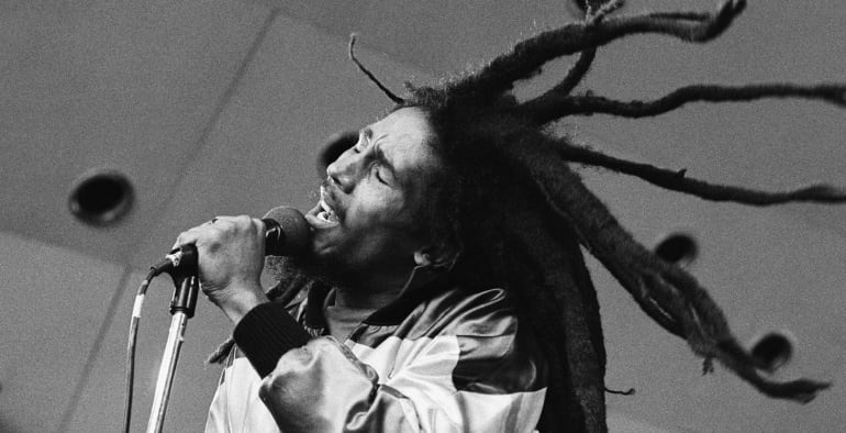 Imagen de Bob Marley durante una actuación.