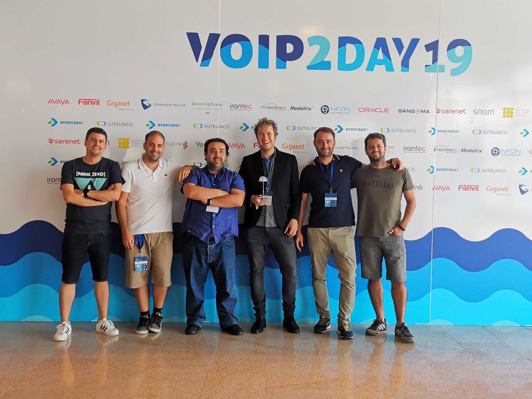 El equipo de Irontec en Málaga tras recoger su último premio