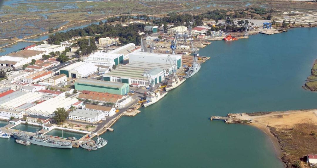 Vista aérea de la planta de Navantia en San Fernando