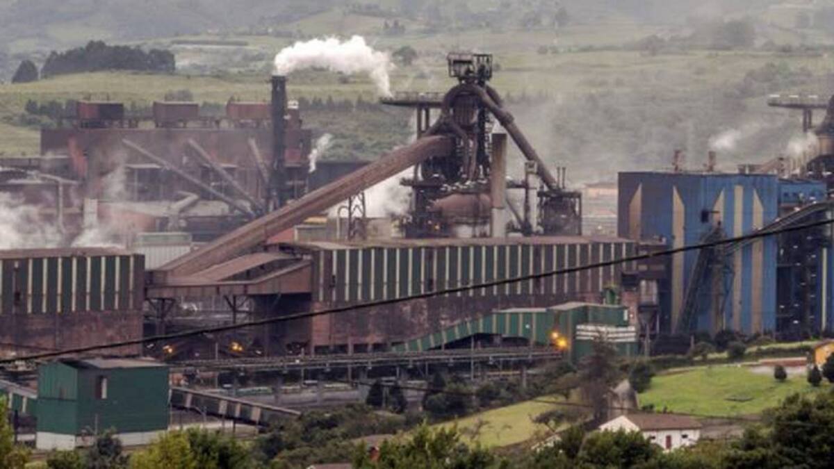 Ferroatlántica prepara un ERTE en la planta de Boo de Guarnizo hasta finales de 2024