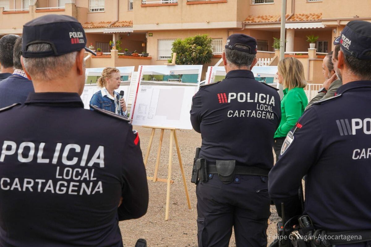 Presentación del proyecto del Cuartel de la Policía Local y Aula de Estudio de Los Dolores