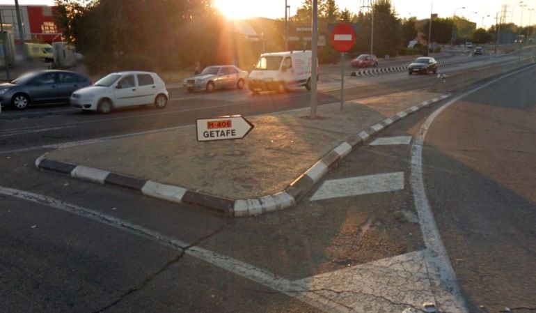 La carretera ya ha quedado reasfaltada tras las quejas de los vecinos y por el paso de la Vuelta a España