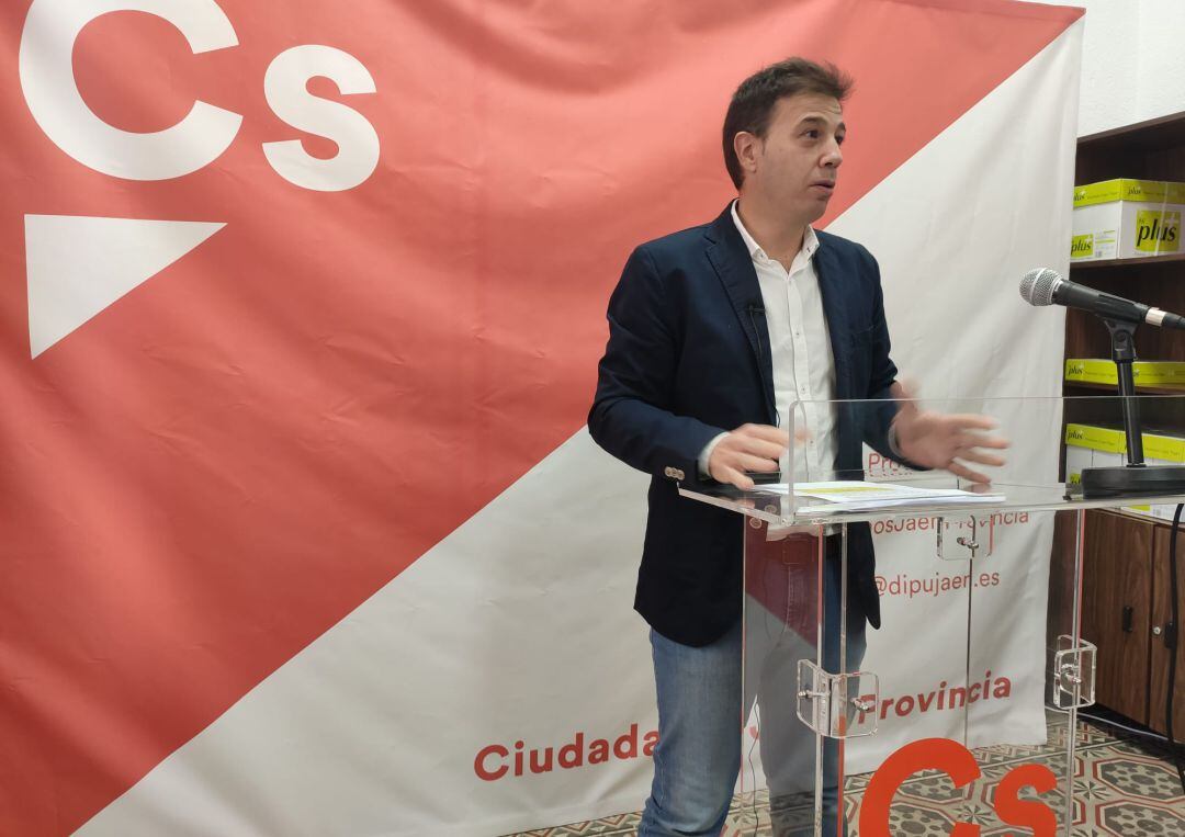 El portavoz de Ciudadanos en la Diputación Provincial de Jaén, Ildefonso Ruiz, ha confirmado el sentido de su voto para los presupuestos provinciales