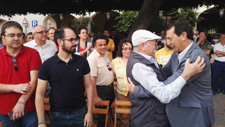 Llegada de Navas a la Plaza Vieja.