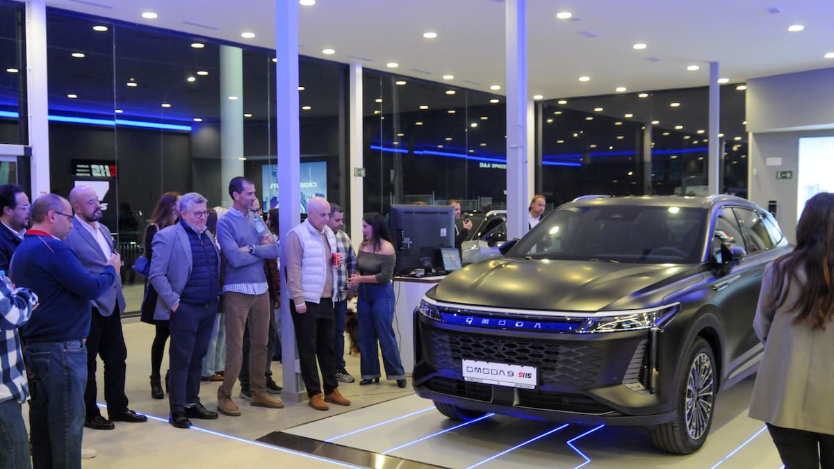 Talleres Chinares acoge en Guadalajara el primer 'Premiere Day' de OMODA & JAECOO