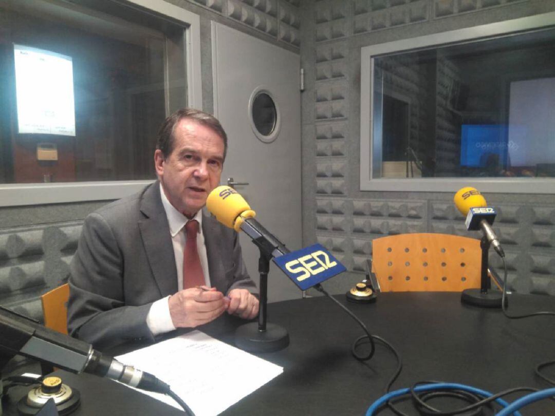 El alcalde en los estudios de Radio Vigo