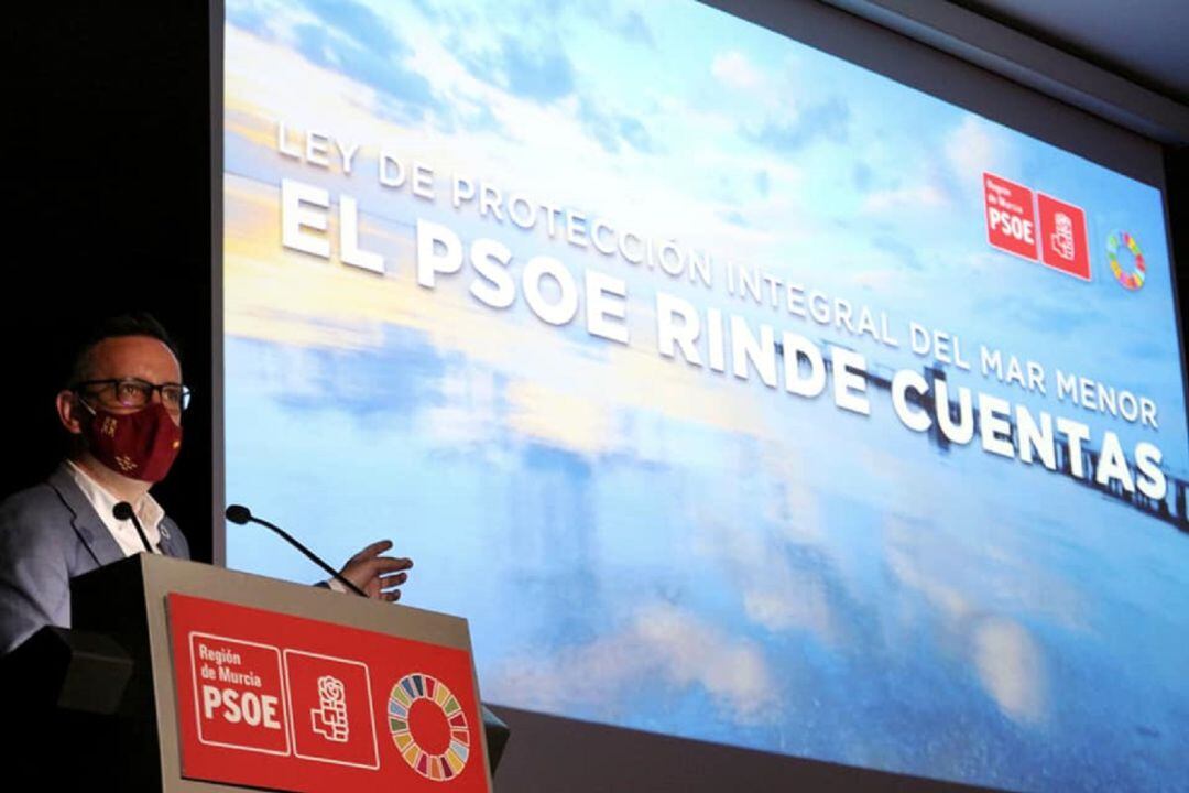Diego Conesa, en la presentación de la Ley del Mar Menor en un acto celebrado en Los Alcázares