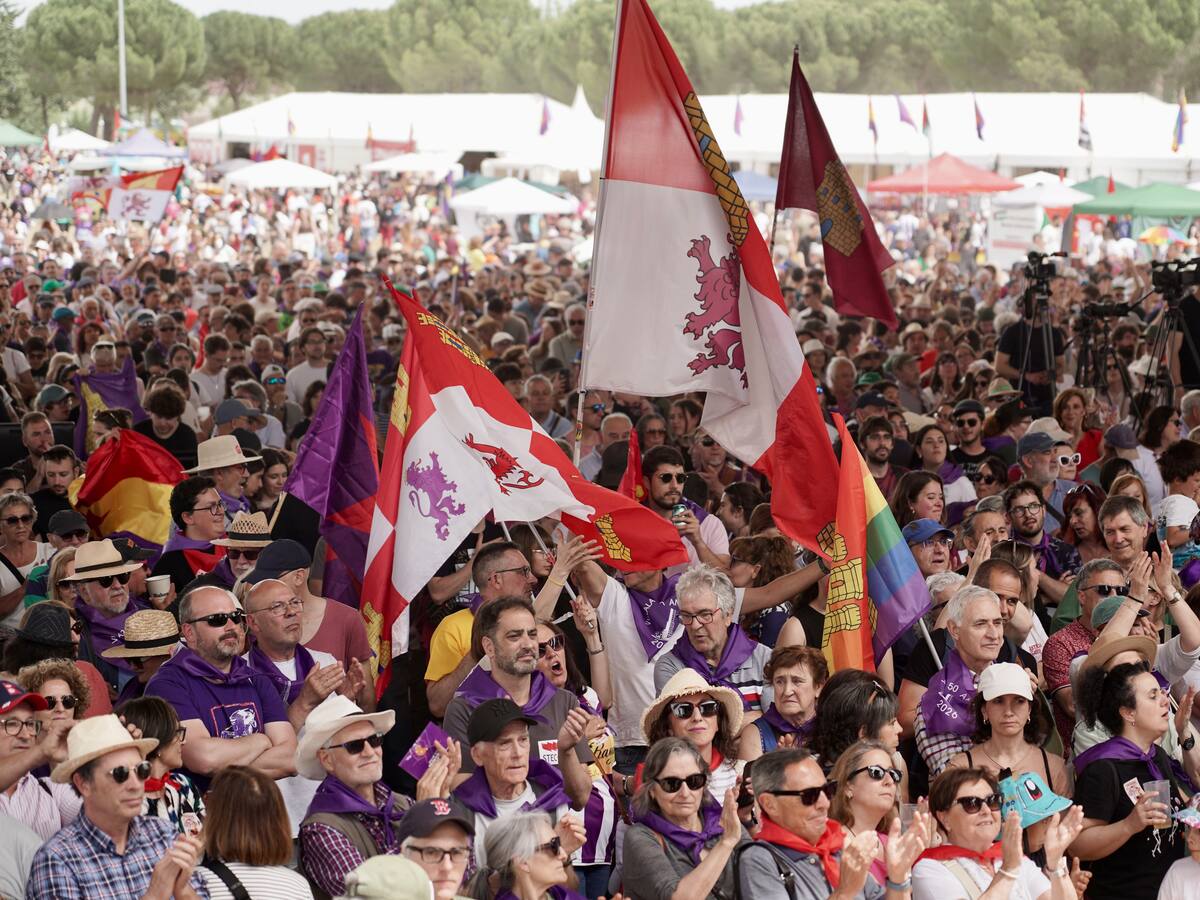 Unas 20.000 personas festejan el medio siglo de un combativo Villalar