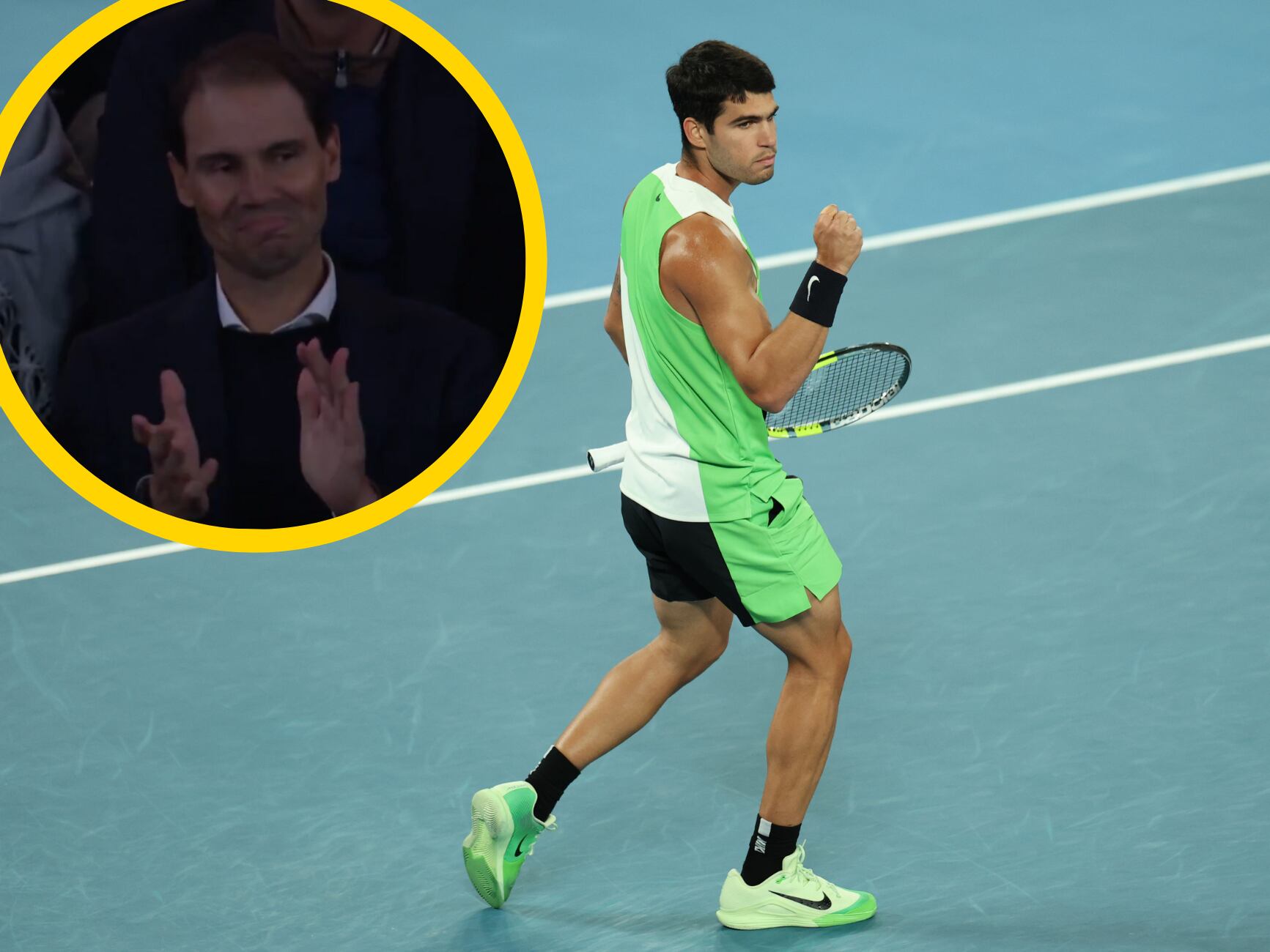 Carlos Alcaraz celebra uno de sus puntos ante Djokovic bajo la atenta mirada de Rafa Nadal