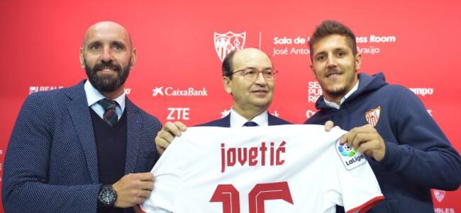 Monchi junto a Pepe Castro en la presentación de Jovetic