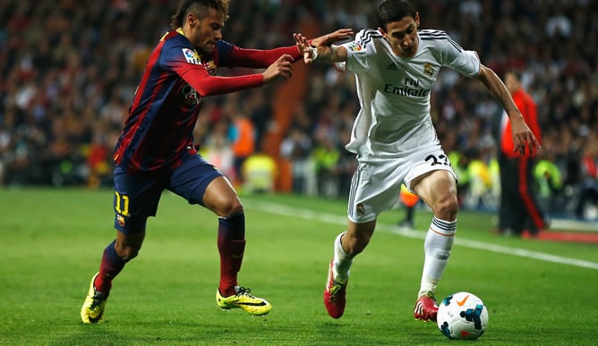 El brasileño y el argentino, durante el Clásico de Liga disputado en el Santiago Bernabéu en la Liga 2013-14.