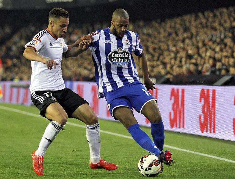 Rodrigo presiona a Sidnei