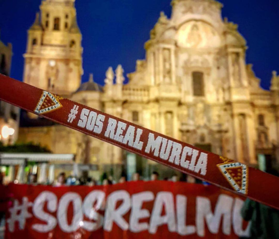Pulsera solidaria #SOSRealMurcia