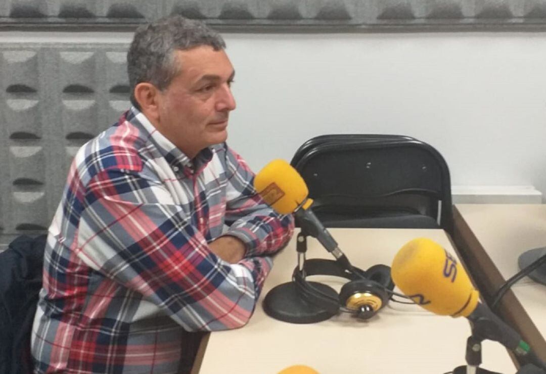 Tejada en los estudios de Radio Asturias SER