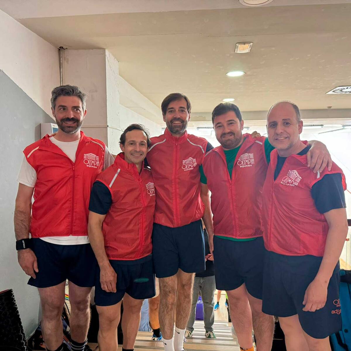 El Club Squash Olympia Alcoy queda octavo en el campeonato de España de clubes