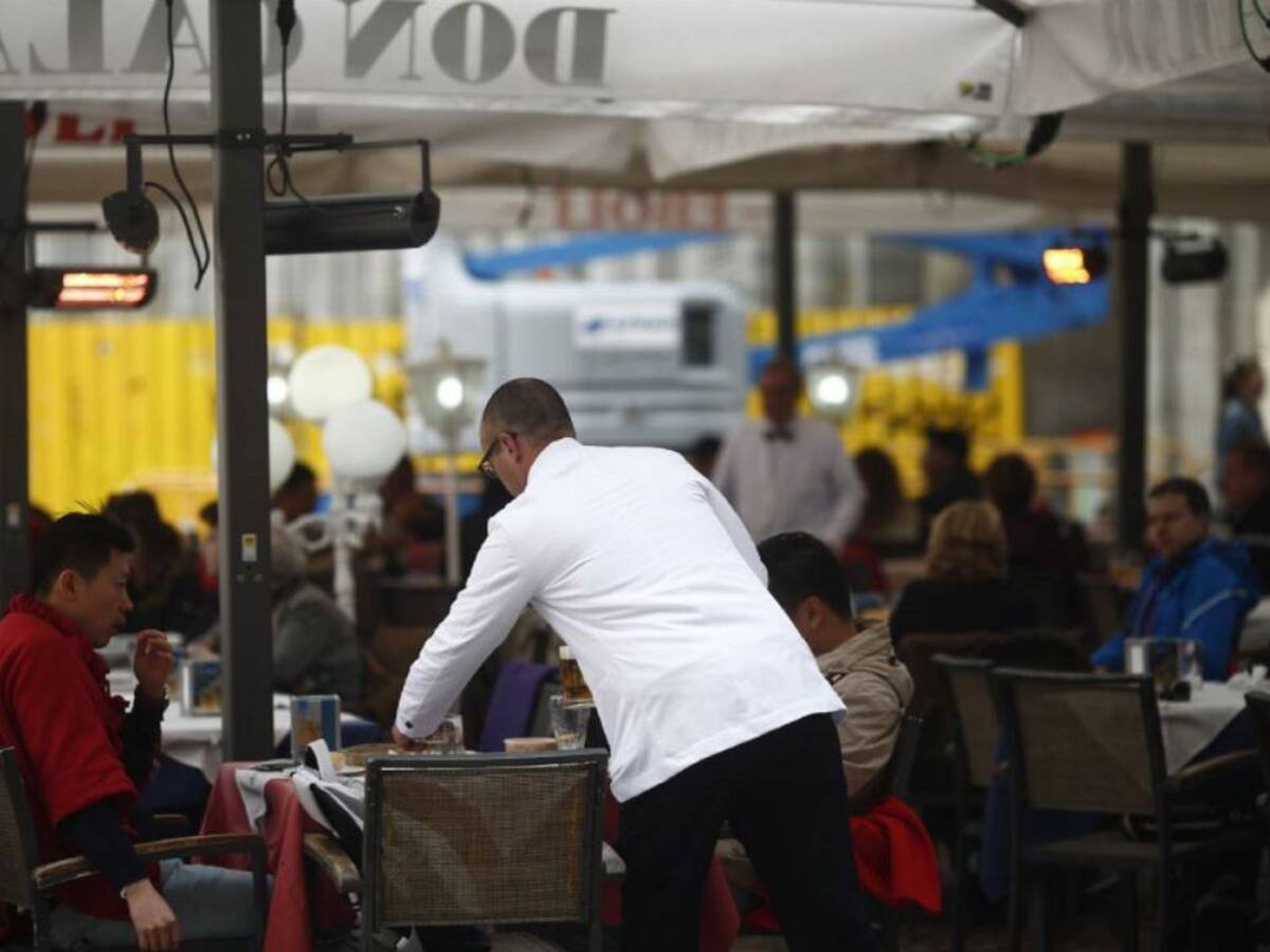 Convenio de hostelería: la Inspección apunta a 14 artículos de dudosa legalidad