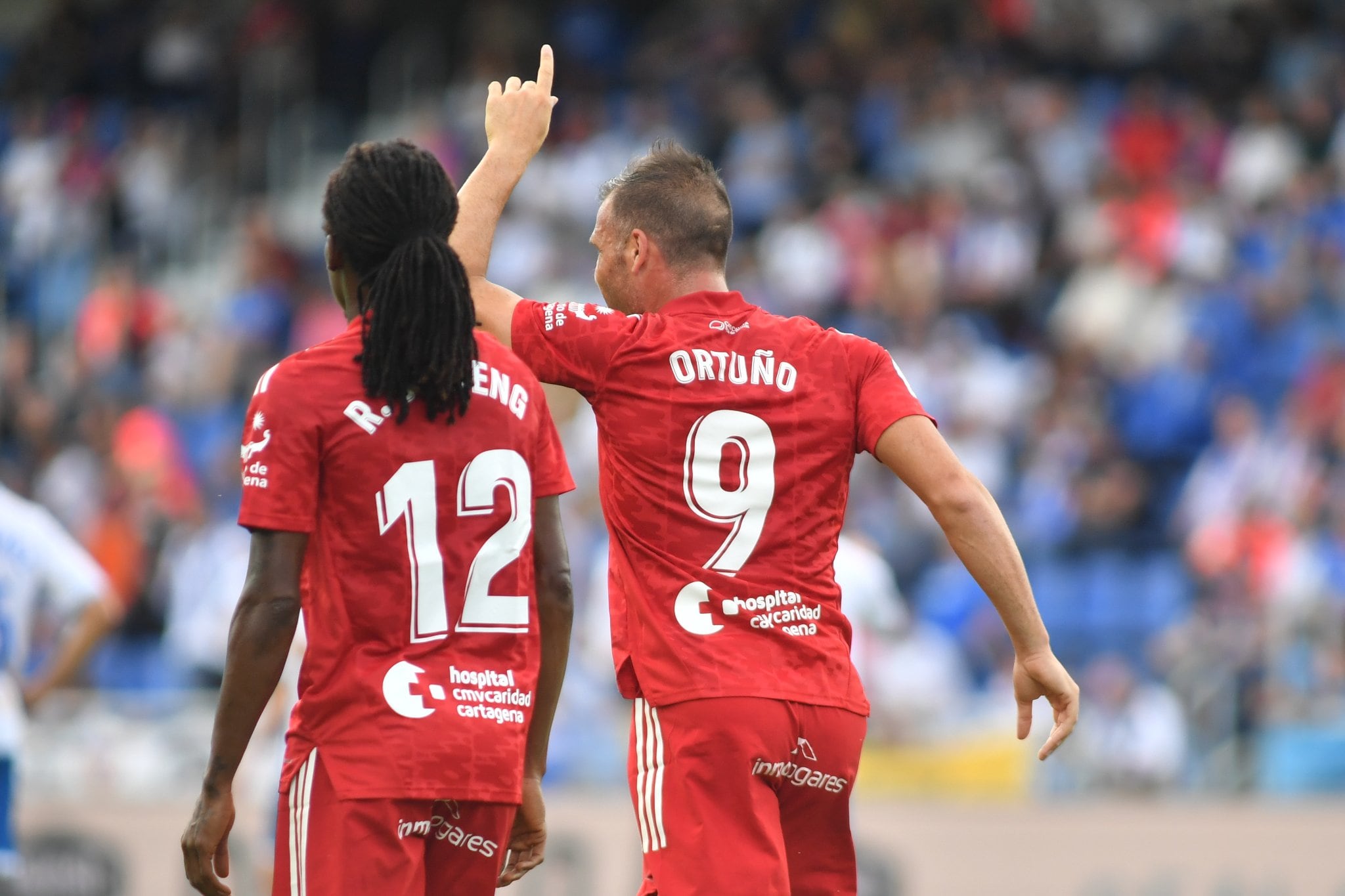 Ortuño celebra uno de los últimos goles de la temporada