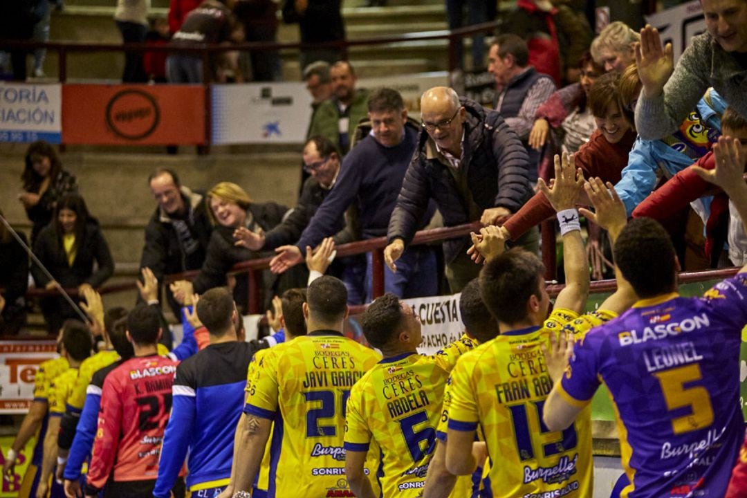 Jugadores y afición conforman un binomio que está protagonizando una sensacional temporada en casa.