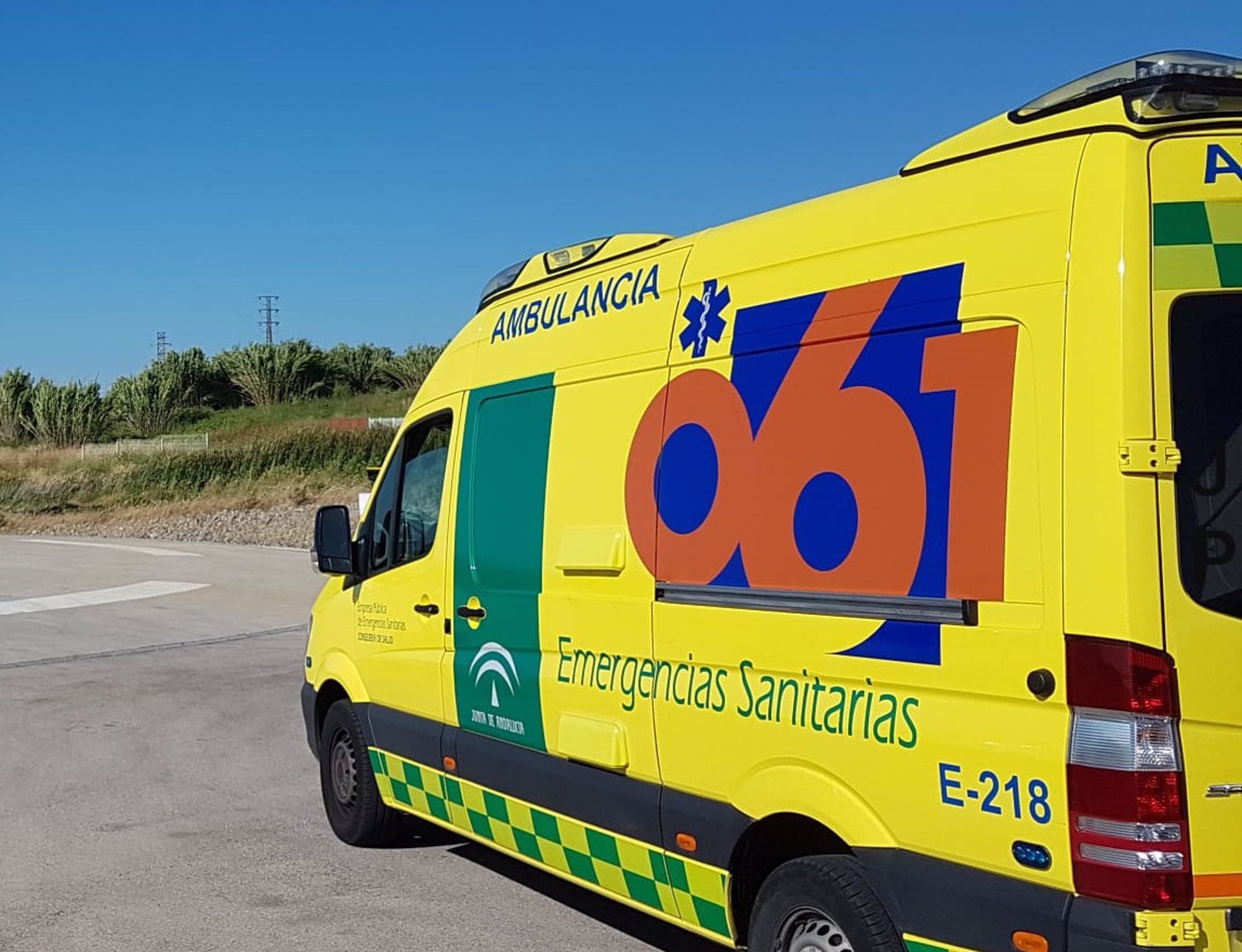 Ambulancia perteneciente a La Empresa Pública de Emergencias Sanitarias 061