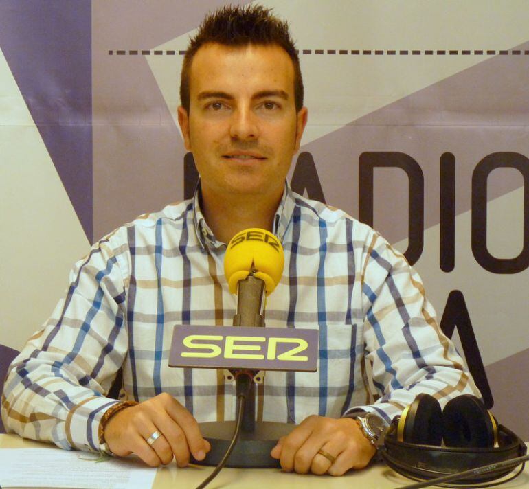 A Fernando Gómez, edil de Deportes de Elda, no le gusta la organización de la Media Maratón 