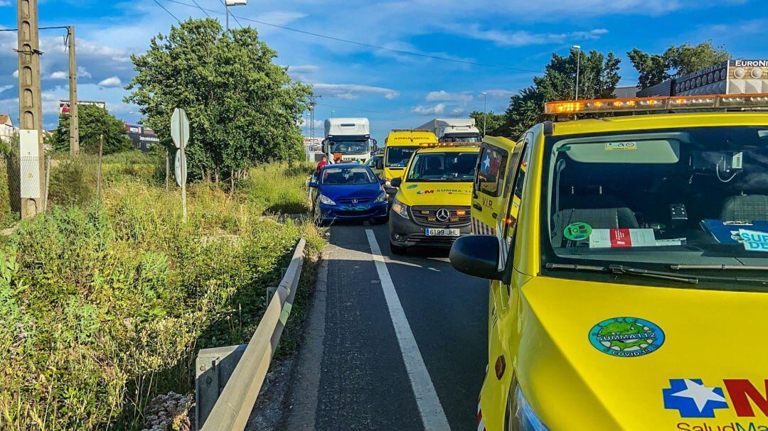 El Summa 112 atiende al camionero en la carretera M-506 a la altura de Fuenlabrada.