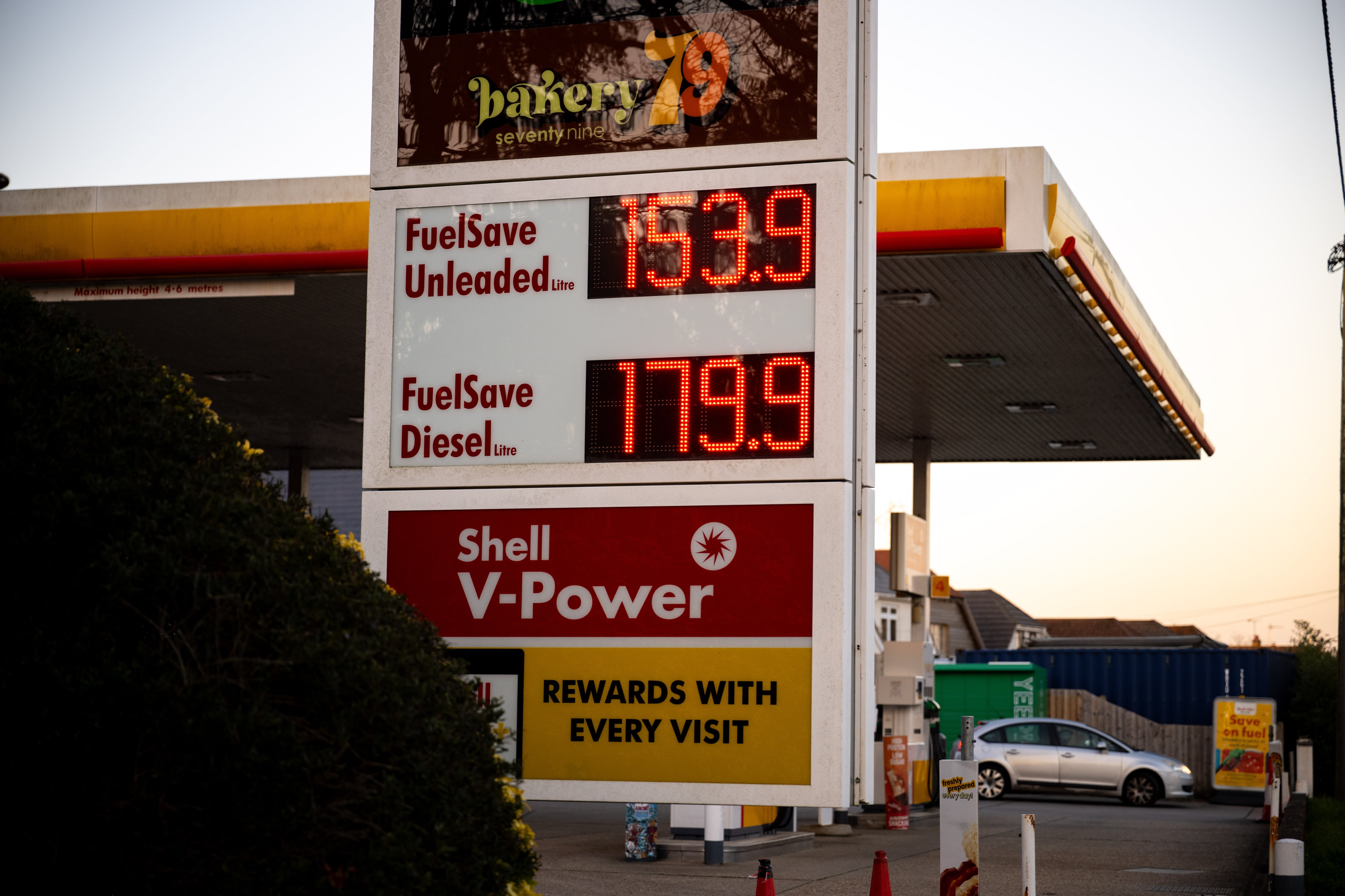 Control de precios, reducción de impuestos o ayudas a los consumidores: los gobiernos europeos también responden al impacto de la guerra en la factura energética