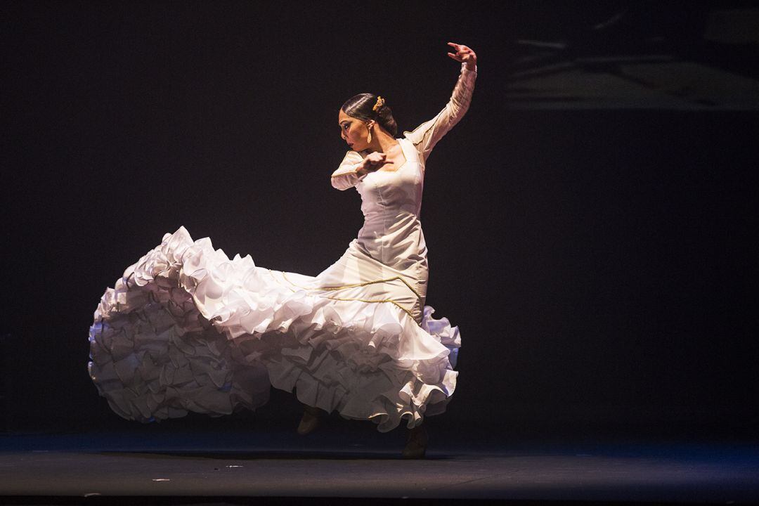 Alba Heredia durante una actuación del Festival de Jerez