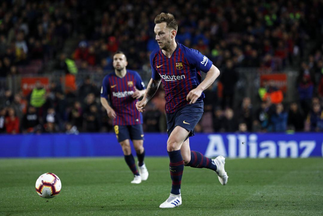 Iván Rakitic durante el encuentro ante la Real Sociedad del pasado sábado