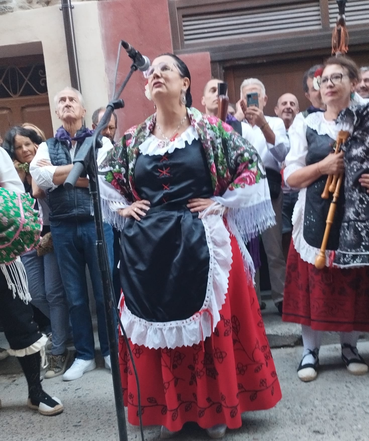 Ana Isabel Ferraz cantó la primera Albada en la casa donde habitó San Vicente Ferrer