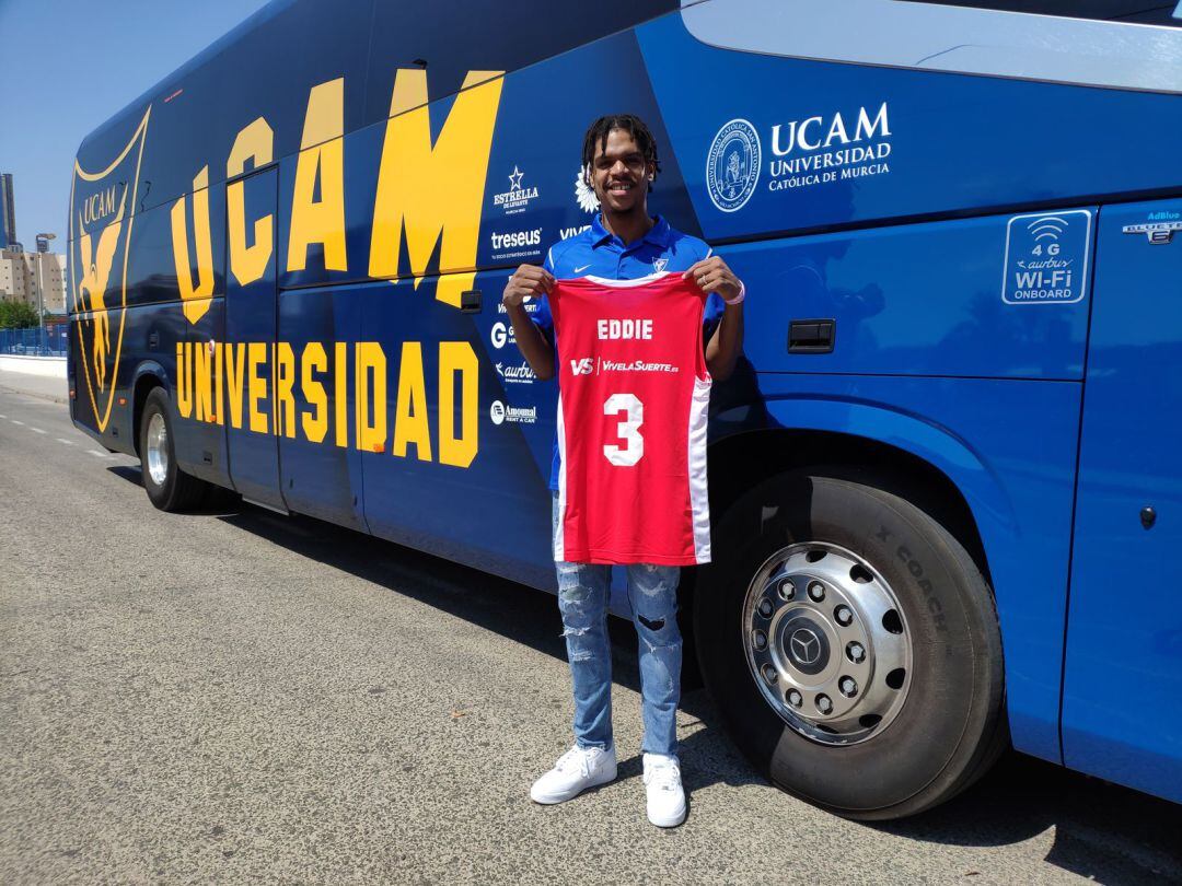 Jarell Eddie en su presentación con el UCAM Murcia CB