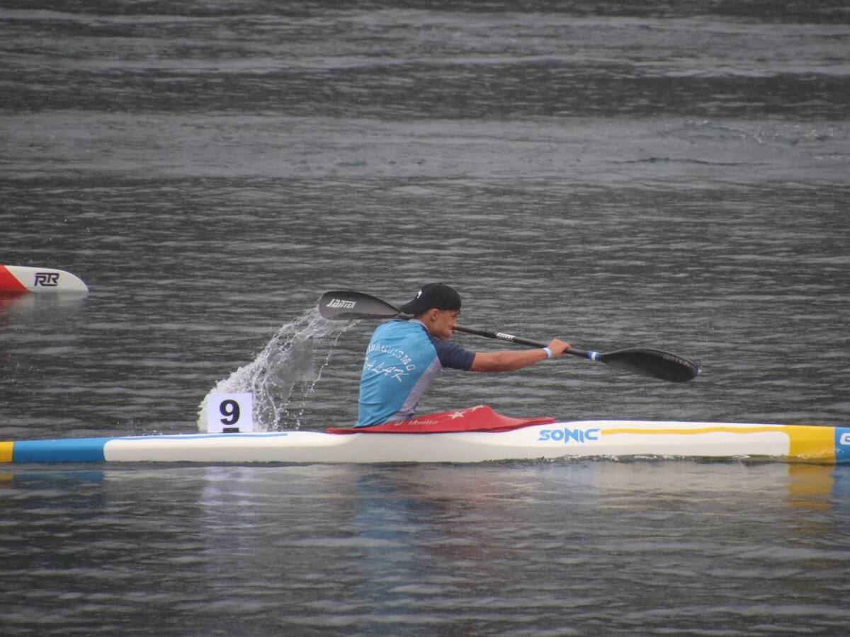 El talaverano Lucas Muñoz, convocado con la Selección Nacional de Piragüismo