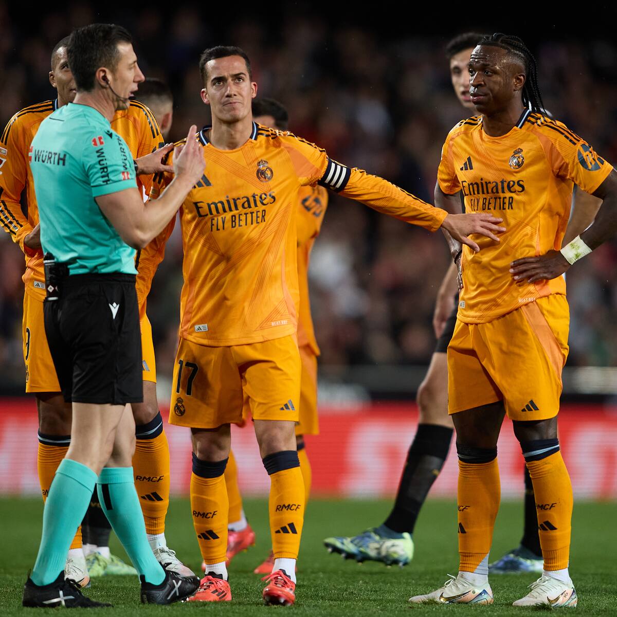 "No entiendo que a Vinicius le caigan los mismos partidos que a Hansi Flick": Sique cuestiona la vara de medir de Competición