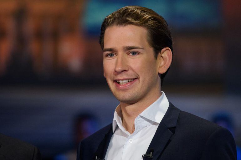 El ministro de asuntos exteriores austriaco Sebastian Kurz del partido OeVP conservador y  segun las encuestas, el partido que mas se votará el proximo domingo 