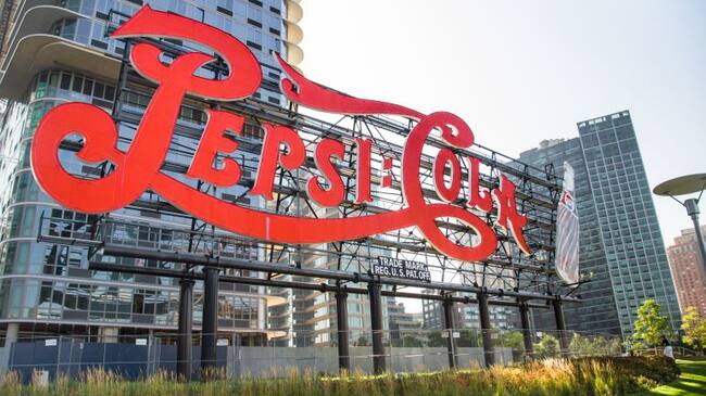 El logo Pepsi-Cola se mantiene con el objetivo de no desaparecer.