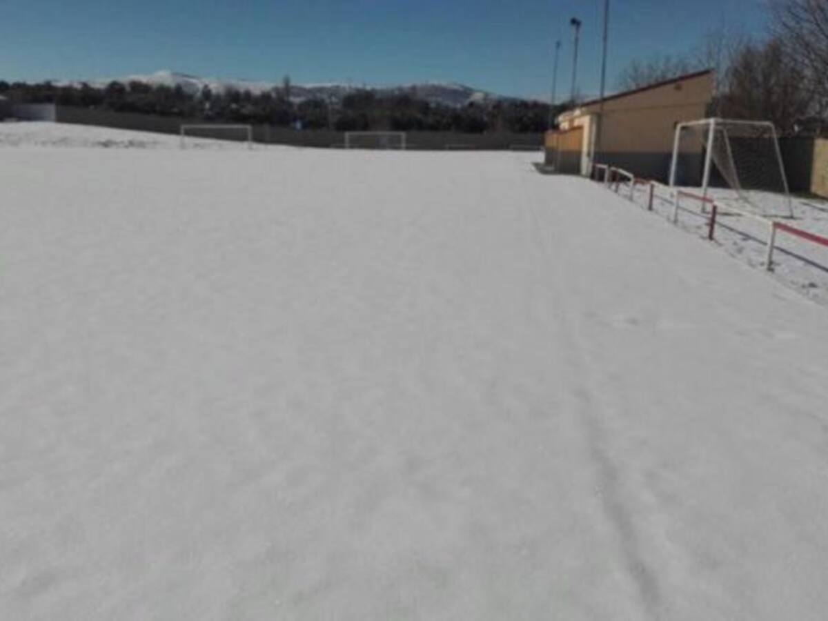 El temporal irrumpe en el fútbol