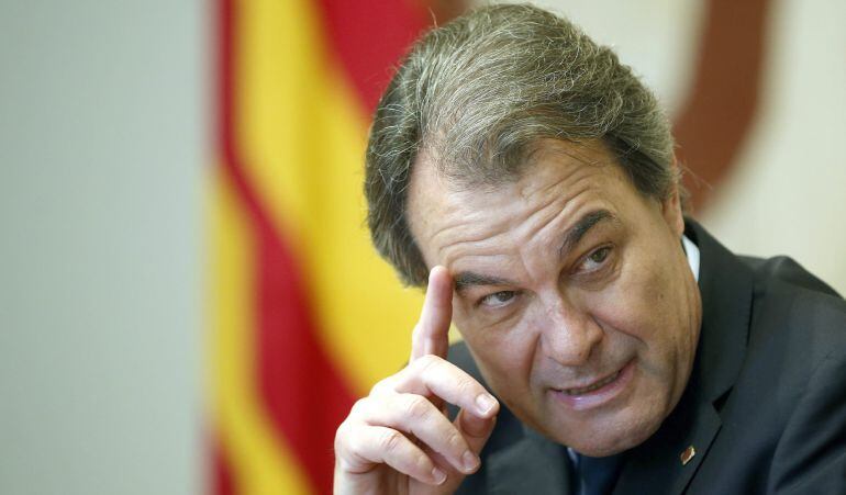 GRA059. BARCELONA, 23/6/2015.- El presidente de la Generalitat, Artur Mas, durante la reunión de esta mañana del Gobierno catalán, la primera tras la salida de los consellers de Unió. EFE/ Andreu Dalmau